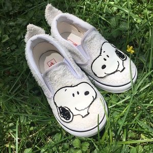 Faux Fur Toddler Snoopy Peanuts Vans